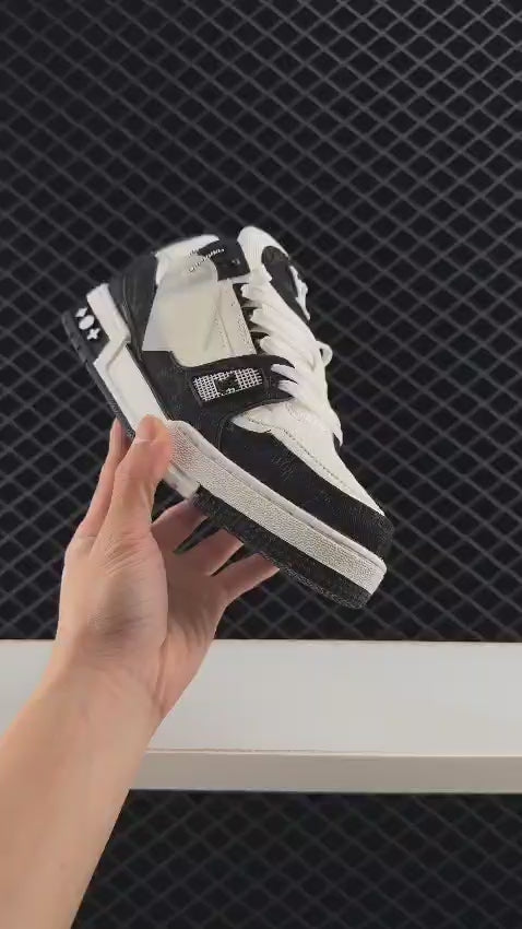 Louis Vuitton Trainer Sneaker / 36 - 45 / CALIDAD G5 - PK - LX 🔥