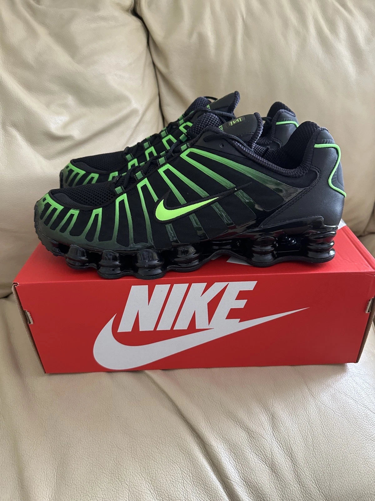 Nike Shox TL “Camaleón” Negras / 40 - 47 / CALIDAD G5 - PK - LX 🔥