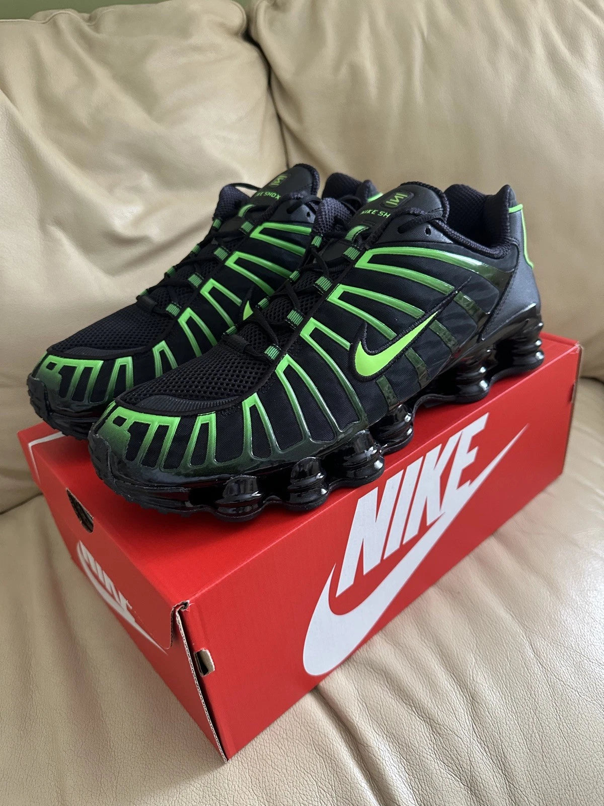 Nike Shox TL “Camaleón” Negras / 40 - 47 / CALIDAD G5 - PK - LX 🔥